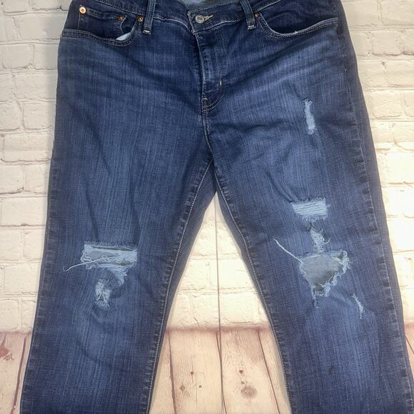 Levi’s Women’s Boyfriend Jeans Size 31 Blue Distressed Denim - Picture 6 of 9